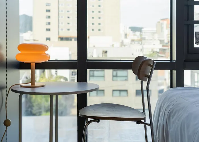 Hongdae Local Stitch Creator Town Seogyo Hotel 3*